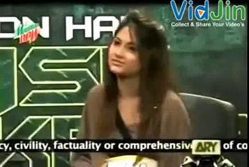 I Want to Marry Altaf Hussain A 17 Year Girl Claim On Waqar Zaka Show
