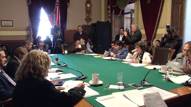 Diputado Juan Gabriel Villafaña pide disculpas a sus compañeros