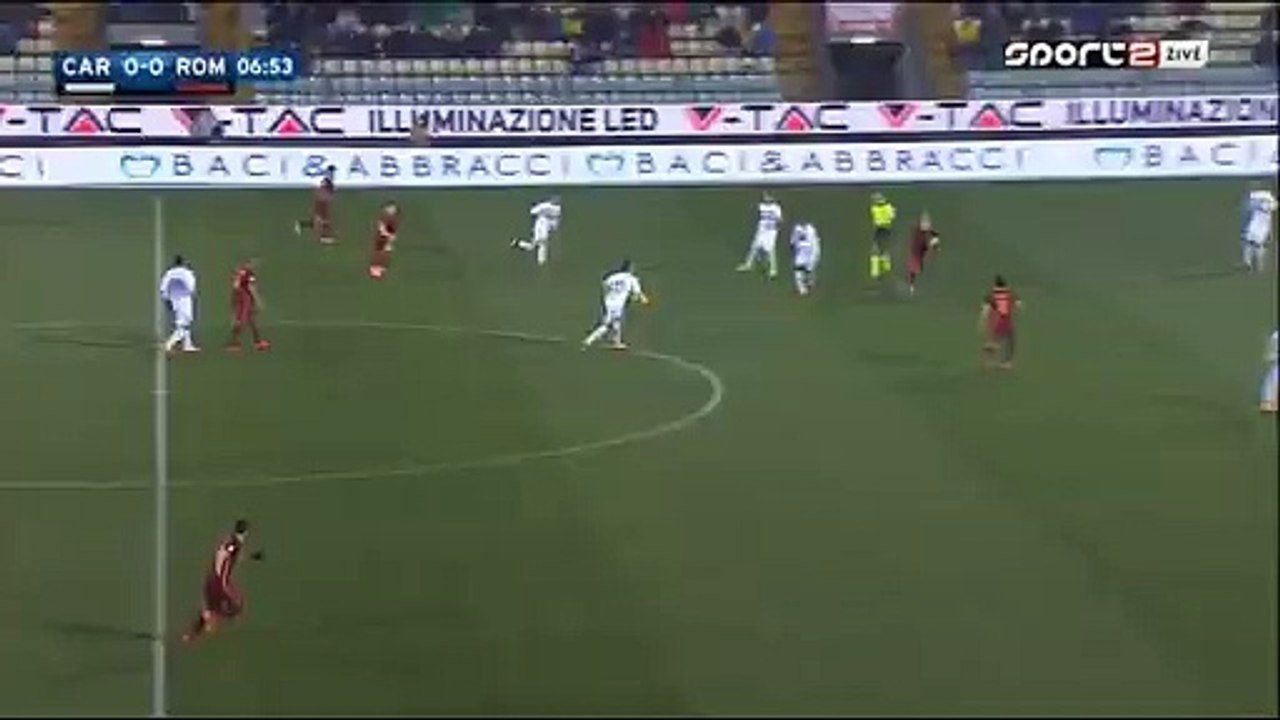 Radja Nainggolan Fantastic Backheel Pass - Carpi vs AS Roma - Serie A - 12.02.2016
