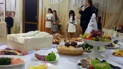 ПОЗДРАВЛЕНИЕ МЛАДШЕЙ СЕСТРЫ! ПЛАКАЛА ВСЯ СВАДЬБА