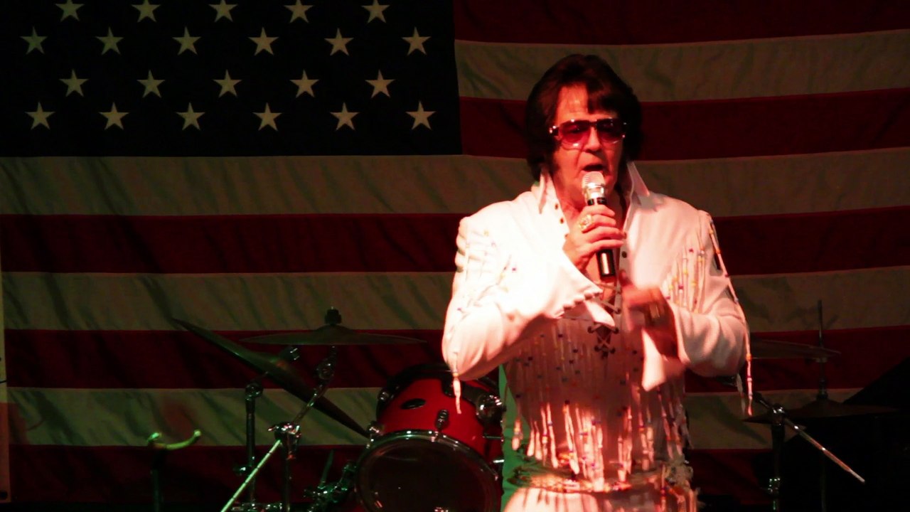 Robert Keefer & Chad sing 'Don't Cry Daddy' VFW 2015