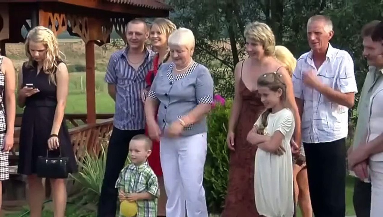 Супер танец от друга на свадьбе всех удивил. Свадебный конкурс танца