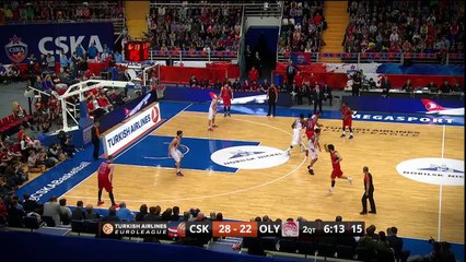 Play of the Night: Kyle Hines, CSKA Moscow