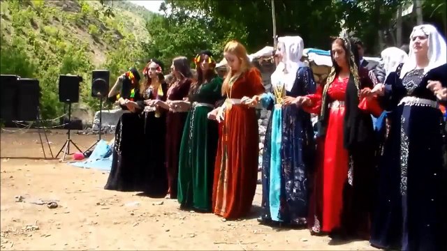 Akçayol Köyü (Gundé Şekalwâ)-Beytüşşebap, Derviş VAROLun Düğünü (Koma Gel)