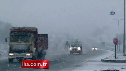 Bolu Dağı'nda sürücülerin zor anları