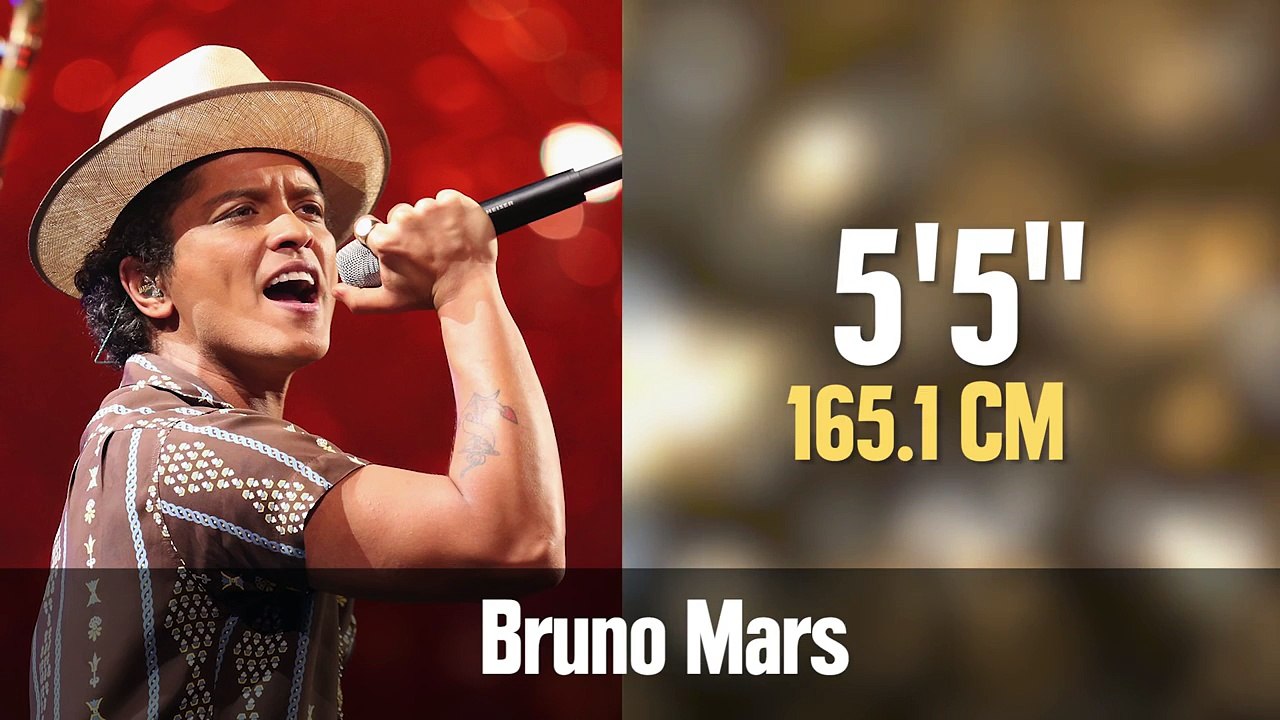 15 Celebs Who Are Shorter Than You’d Expect