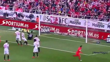 Lionel Messi ● The 10 Most INSANE Curve Goals & Free Kicks Ever --HD