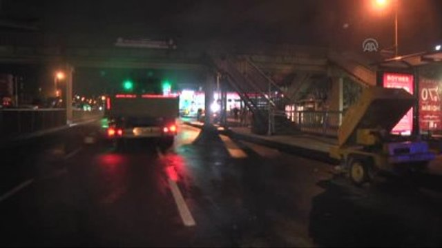 Darülaceze Otobüs Durağı Yaya Üstgeçidi Kaldırılıyor