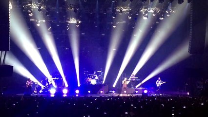 MAROON 5 -  LIVE - Zenith - Paris