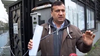 ‘Adalet istiyorum’ diyerek kendini konsolosluk binasına zincirledi