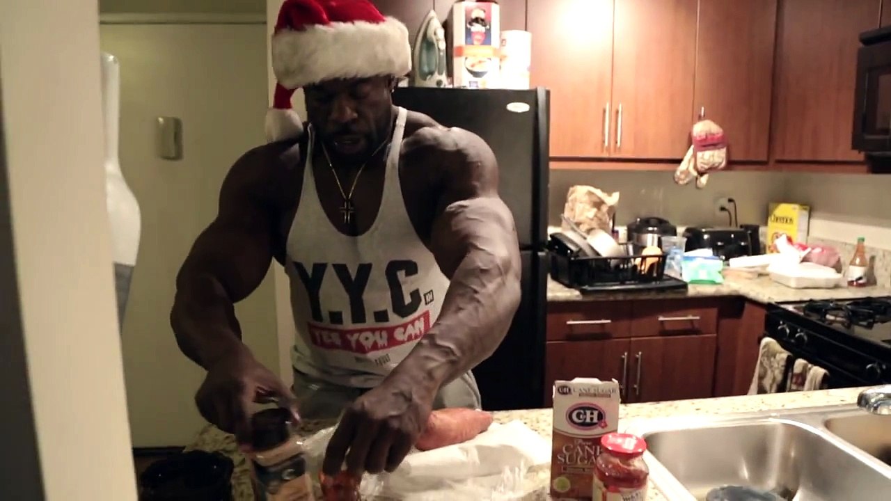 Cooking w/ Kali Muscle - HYPHY SWEET POTATOES (1,000 CALORIES)