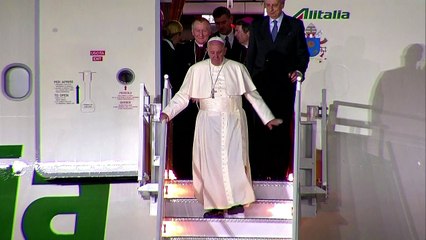 Francisco llegó a México para su visita oficial