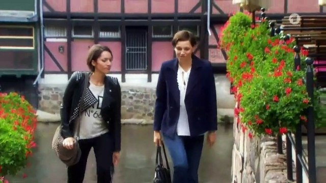 2083 - Eliane Isabelle (4) vostfr