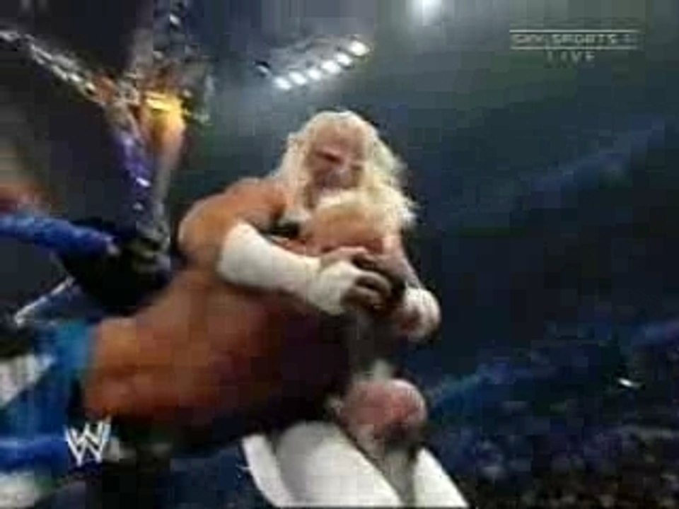 WWE_Judgment_Day_2004_-_Mordecai_vs_Scotty_2_Hotty