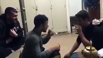 Bu Nasıl Kaşık Arkadaş