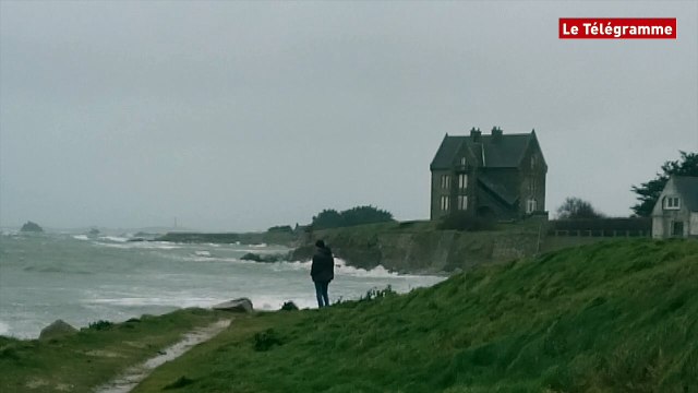 Santec (29). Coup de tabac au Dossen