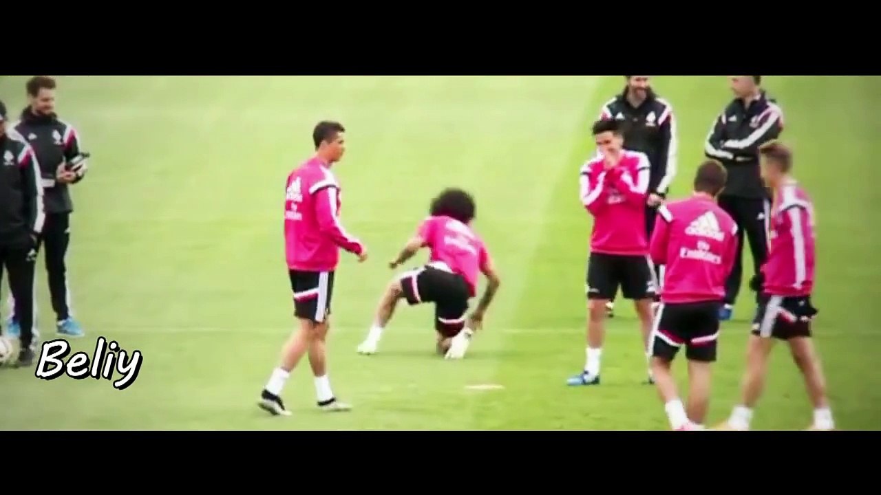 Cristiano Ronaldo In Training ● Freestyle ● Crazy Tricks - 2016 HD
