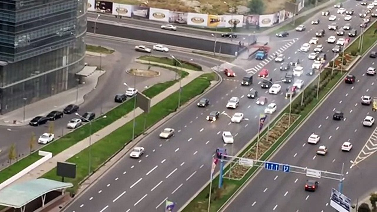 Дрифт на Аль-Фараби (Алматы) - Drifting in Almaty Kazakhstan