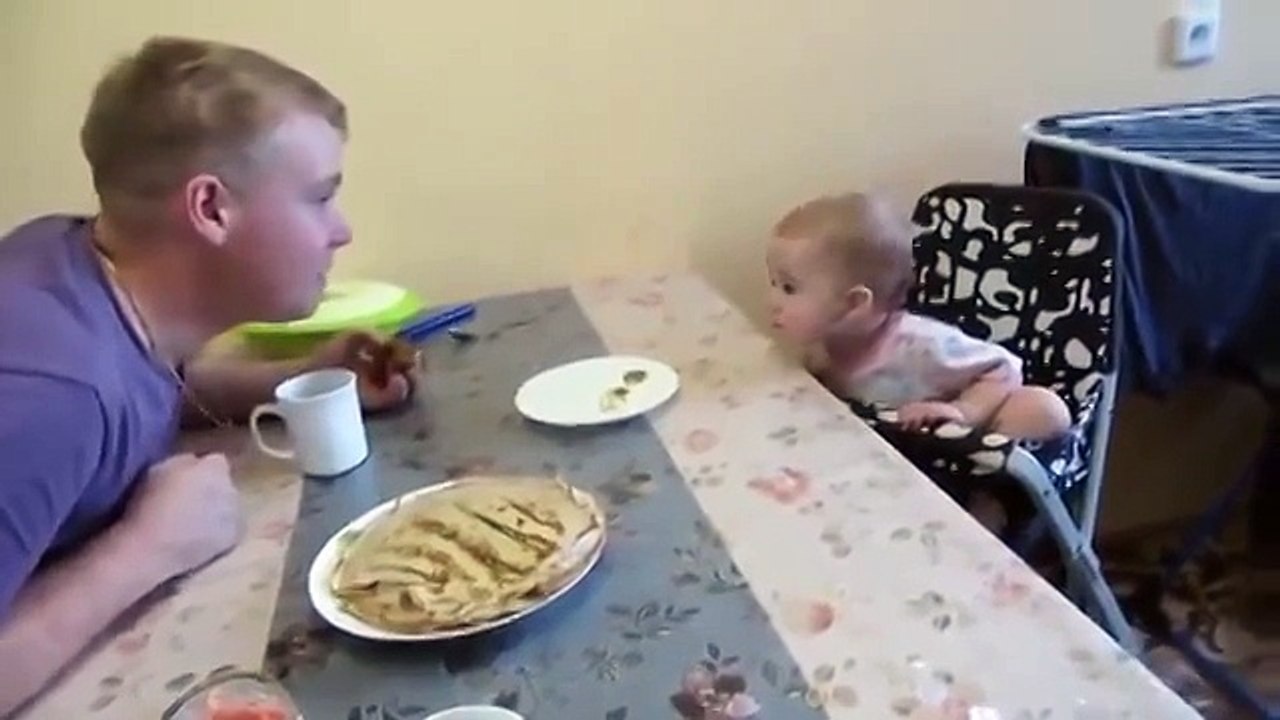 Малышка показывает характер. Разговор папы с дочкой. Приколы с детьми