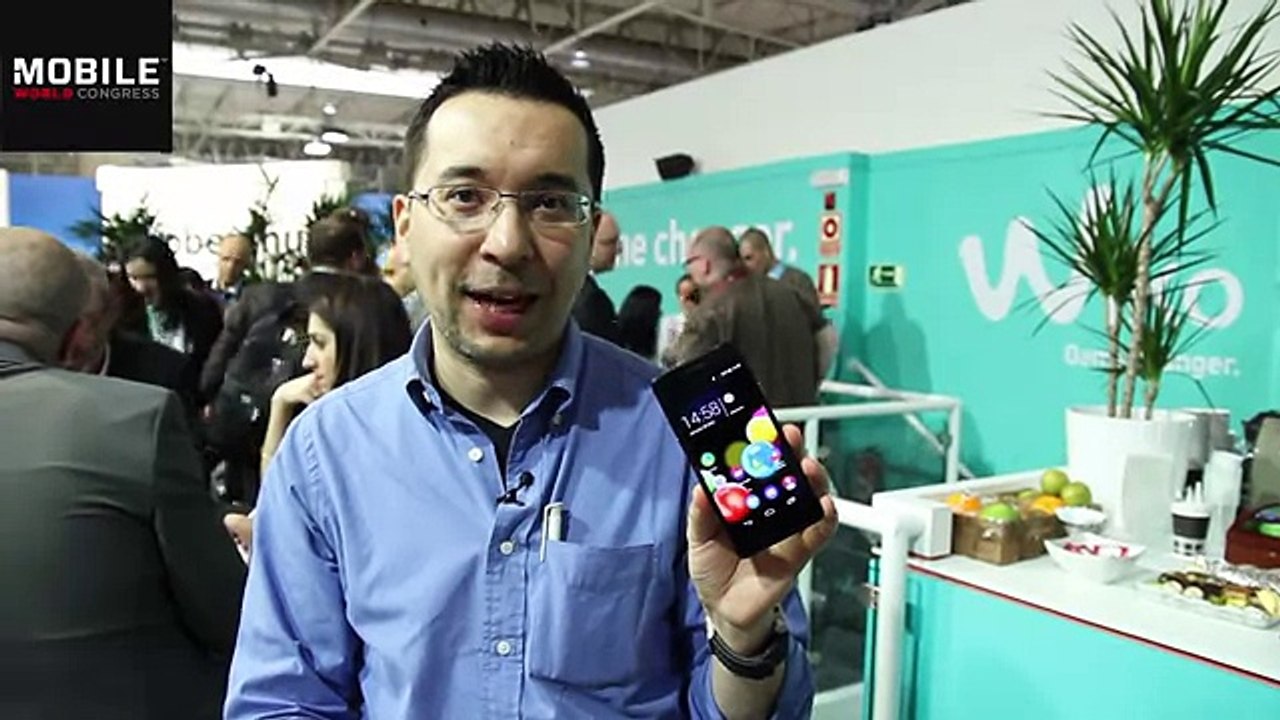 MWC 2015- Wiko Pure Hands-On