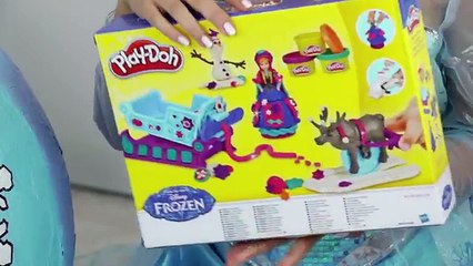 DISNEY FROZEN SUPER GIANT Surprise Egg with Queen Elsa In real Life - frozen videos