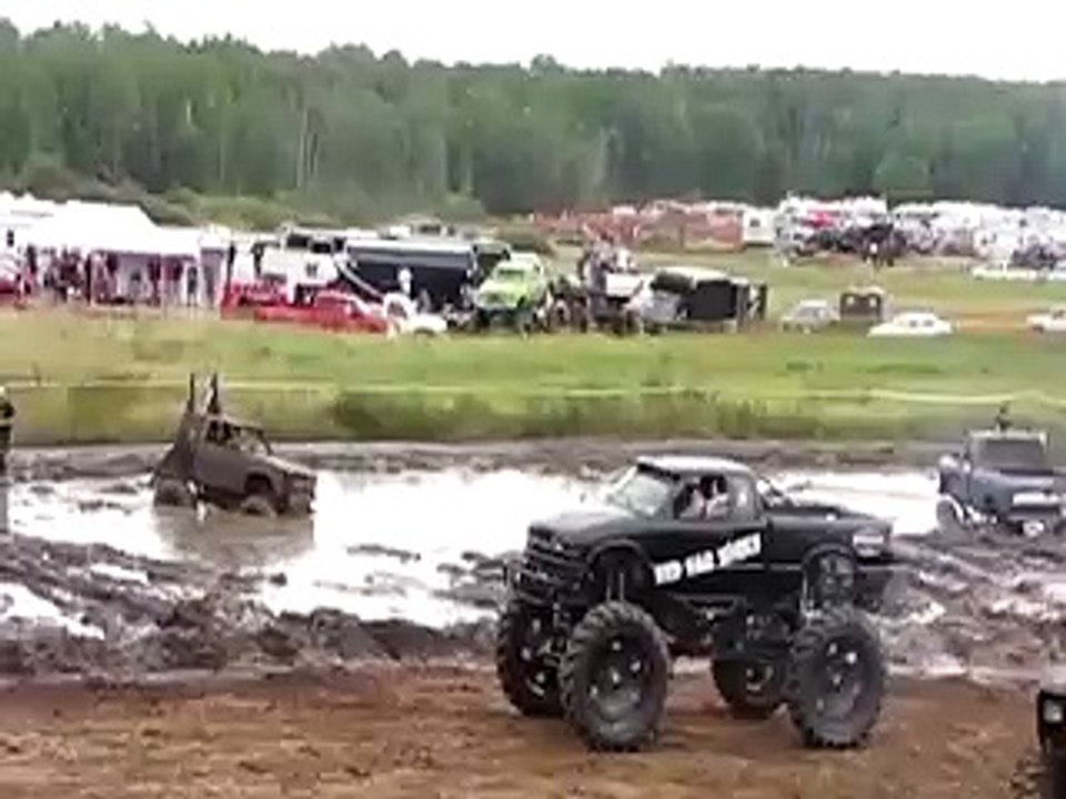 Truck Mud Jump