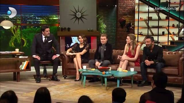 Beyaz Show Sosyal medya aracılığı ile evlenmek doğru mu?