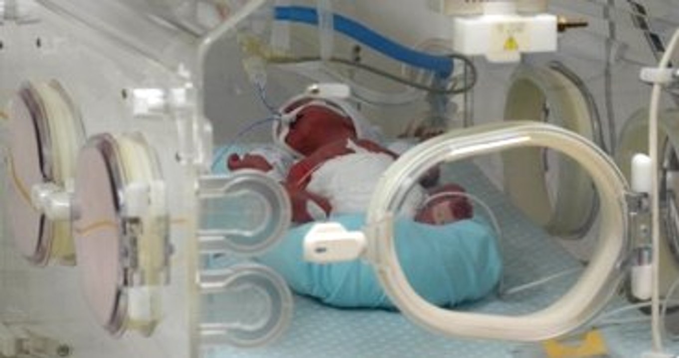 Türkiye'nin Üçüncü Beşizleri Dünyaya Geldi! Doğuma 15 Kişilik Ekip Girdi