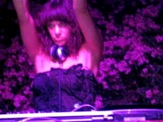 ASIA ARGENTO SE LACHE A CANNES