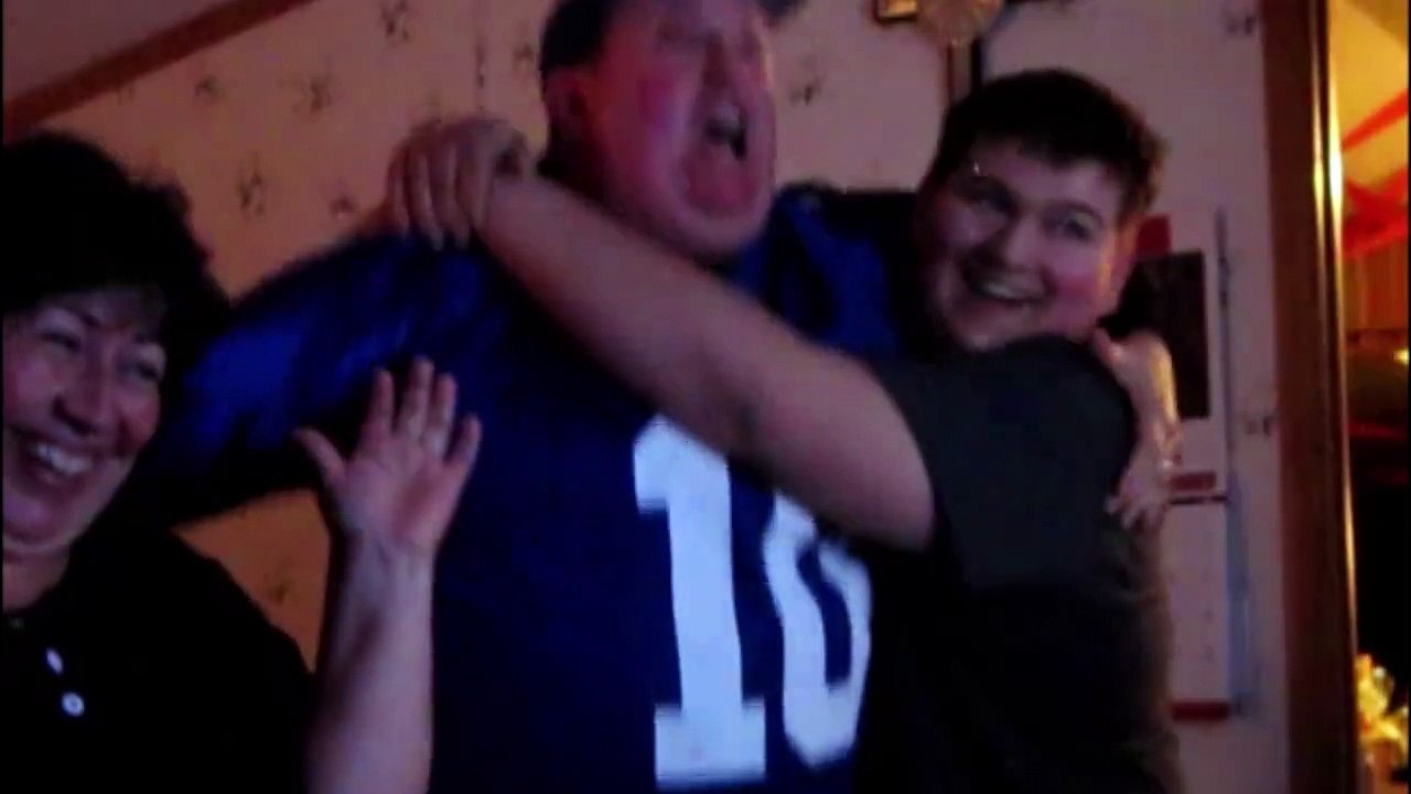 Reactions while watching Sports !!