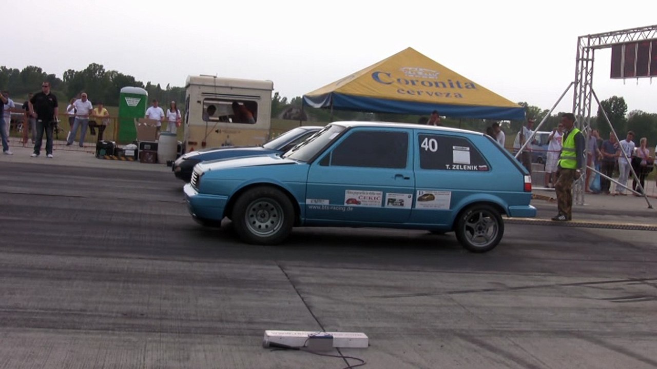 VW Golf II Turbo Vs. Nissan 200 SX Turbo