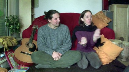 On a décidé d'offrir des ateliers de musique aux enfants démunis dans le monde (version longue)
