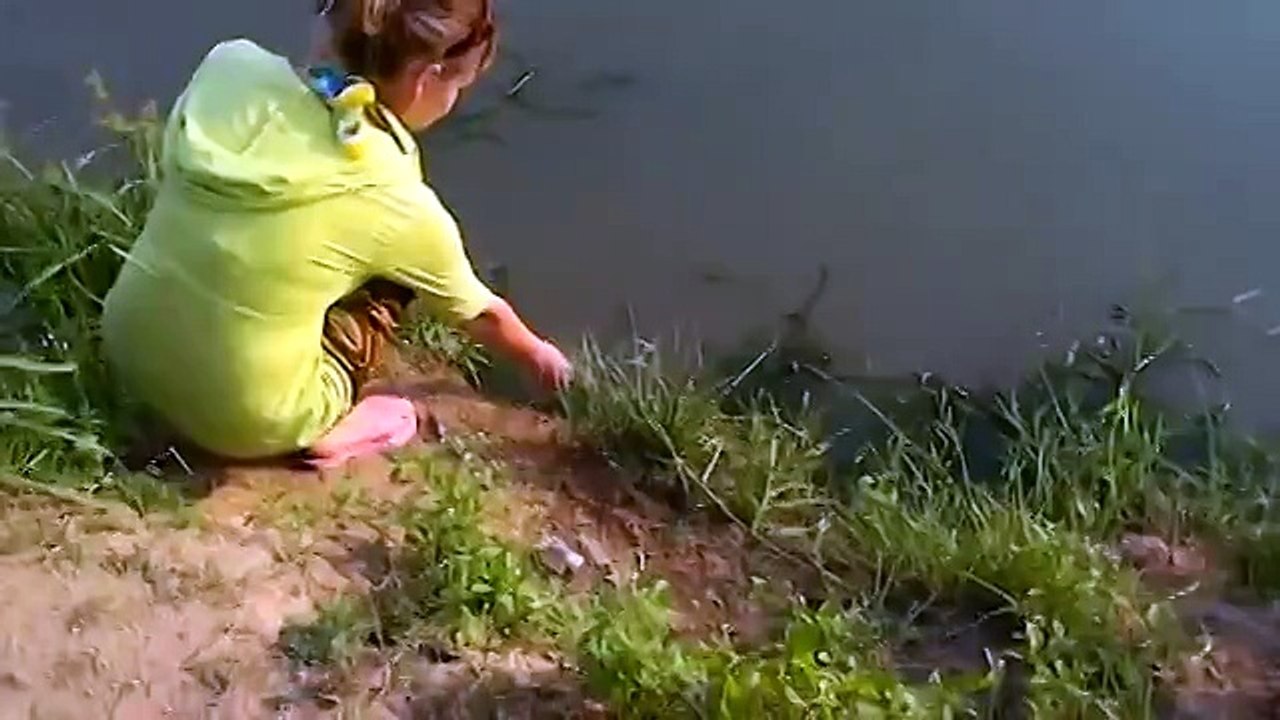 Рыбка будешь кушать