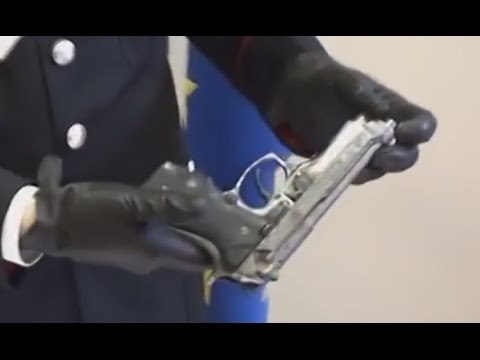 Bari - In giro per Japigia armato di pistola, arrestato nipote del boss Parisi (13.02.16)