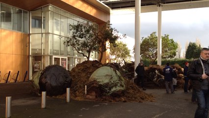 Fin de manifestation au Leclerc