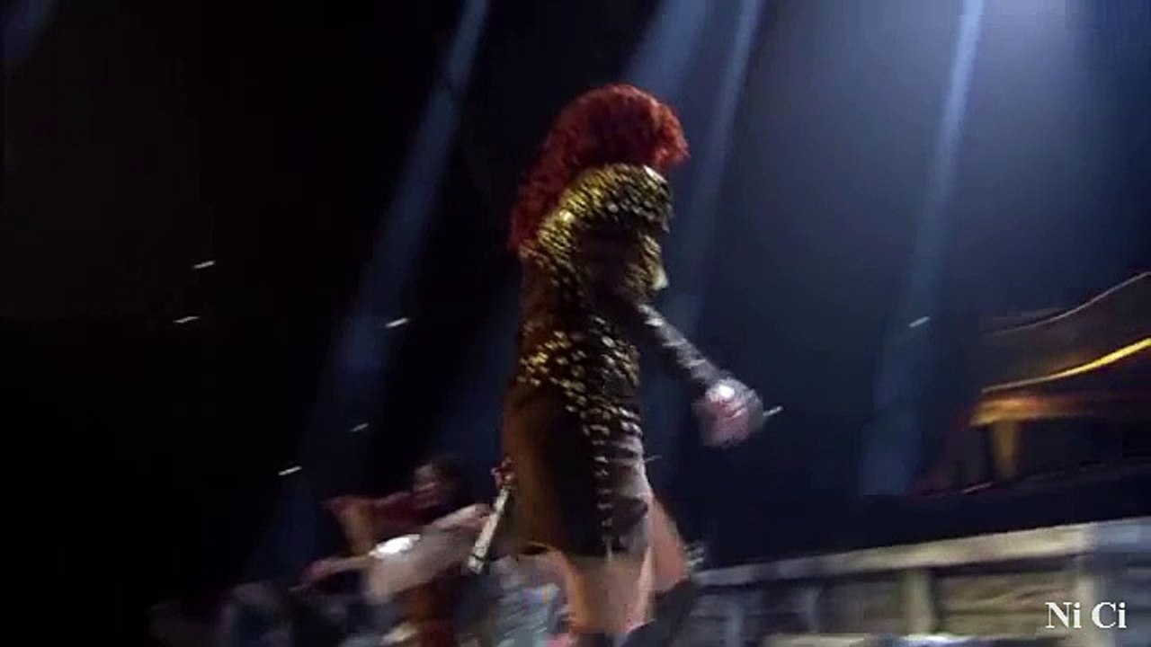 Andrea Berg  - Seelenverwandt (Abenteuer Tour -Live Lanxess Arena Köln 2012)
