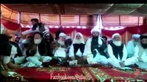 مدرسہ رحیمیہ سرکی روڈ میں دونوں جماعتوں کے انضمام میں صف اول کاکردار ادا کرنےوالے جید اکابرعلماکرام کا پریس کانفرنس.