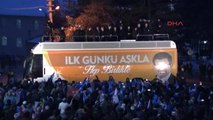 Erzincan- 1- Başbakan Ahmet Davutoğlu Otobüs Üzerinden Konuştu