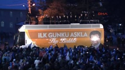 Erzincan- 1- Başbakan Ahmet Davutoğlu Otobüs Üzerinden Konuştu