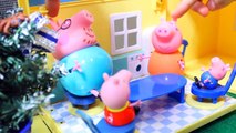 Свинка Пеппа Паук Монстр кусает Папу Свина.Мультфильм для детей из игрушек.Peppa Pig