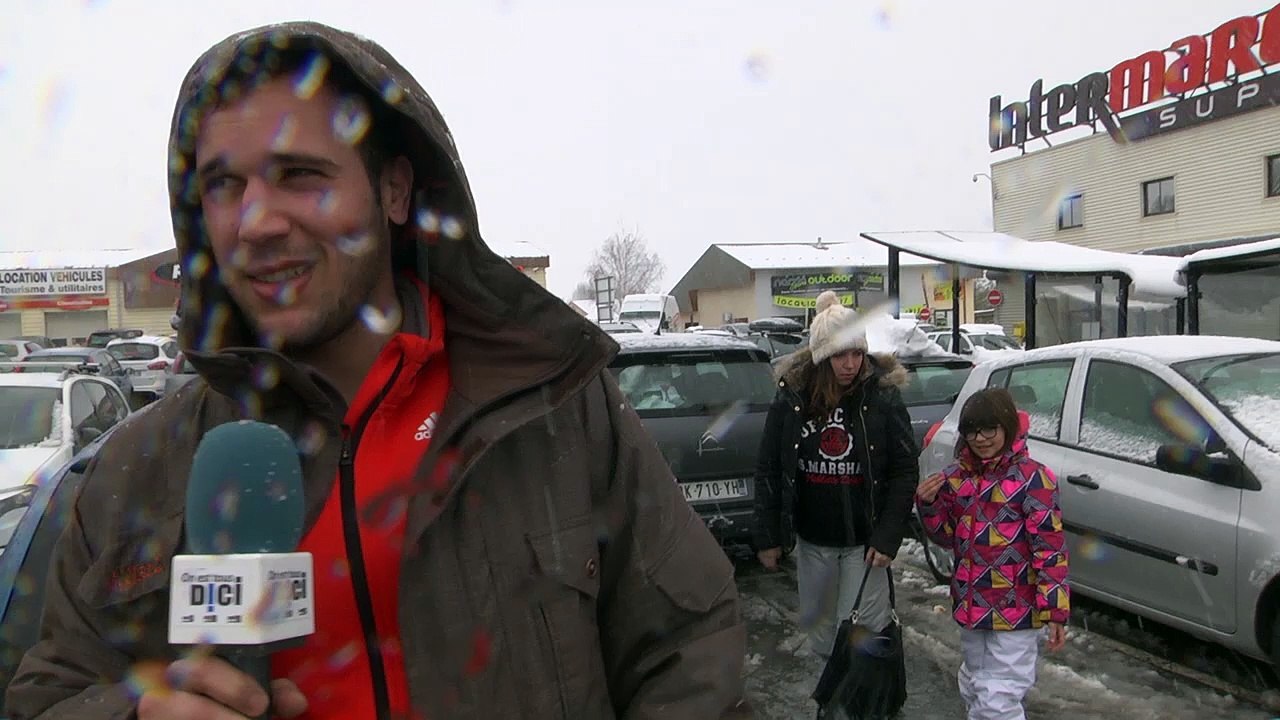 D!CI TV : Circulation / Météo Dans sens des retours aussi, la circulation était difficile ce samedi