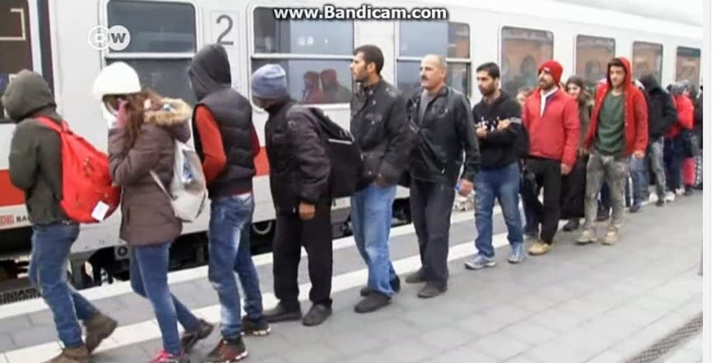 Merkel's refugee policy divides Germany | Sky News