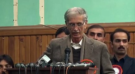 CM KP briefs Media on CPEC issue at Peshawar Press Club on 11-02-2016