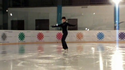 Как научиться кататься на коньках 11 Перебежка вперед