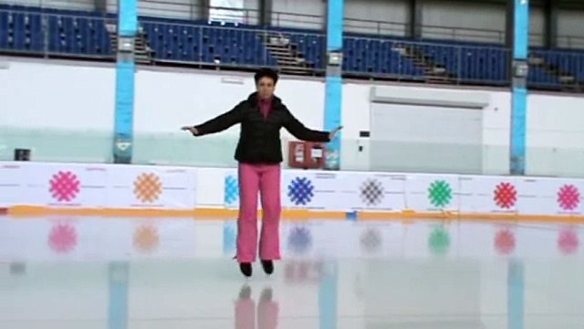 Как научиться кататься на коньках 16 Прыжковая разминка