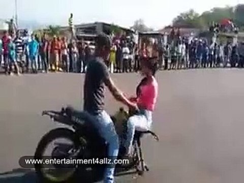 What A Dangerous Bike Stunt-Must Watch-Top Funny Videos-Top Prank Videos-Top Vines Videos-Viral Video-Funny Fails