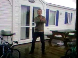 super la music ^^ alex en mode tecktonik