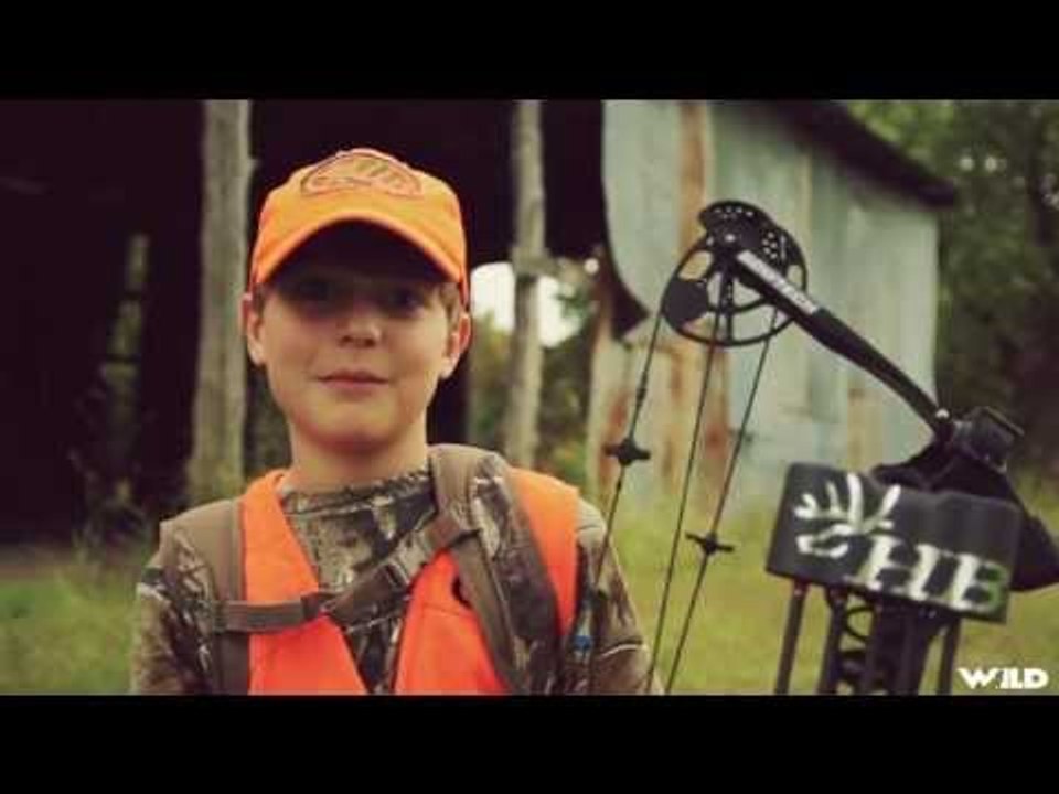 Bowhunting White-tailed Deer with Youth