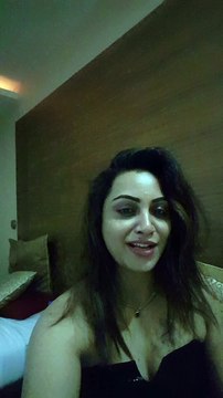 Drunk Arshi Khan expresses her love for Pakistani Cricketer Shahid Afridi
