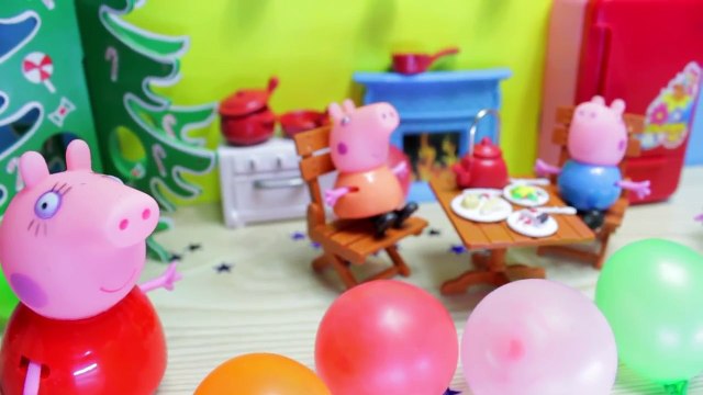 Свинка Пеппа мультфильм для детей из игрушек. Свинка Пеппа и ее семья наряжают елку.